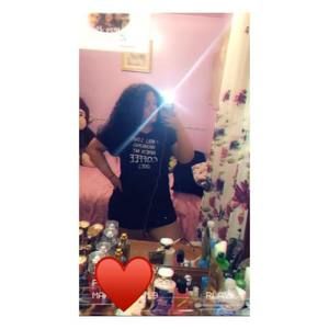Meet your Posher, Ivette